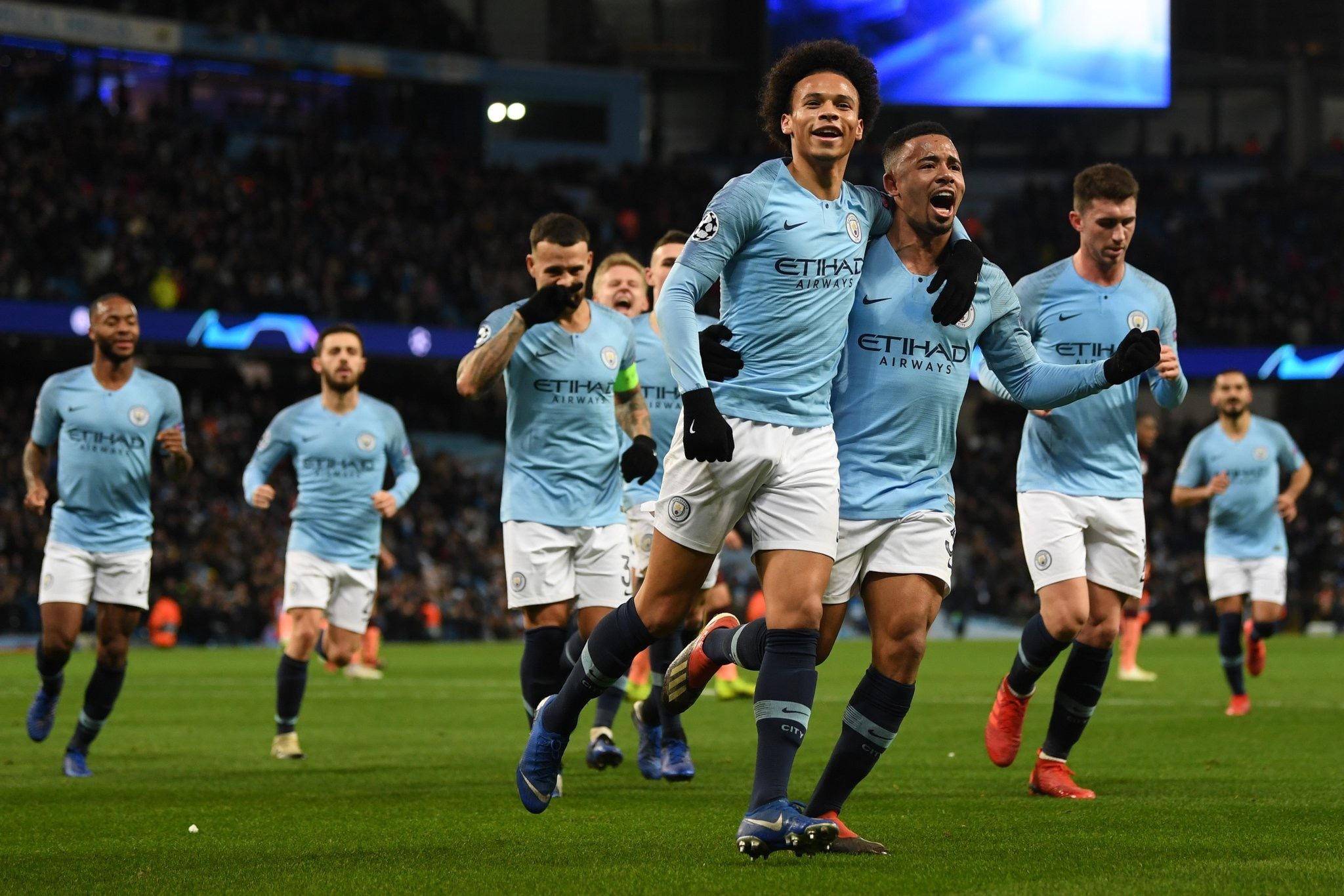 更是充满情 更是充满情